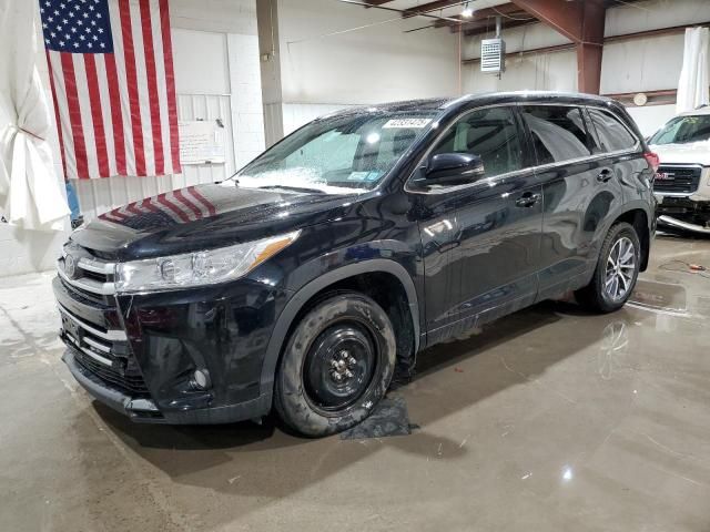 2018 Toyota Highlander SE