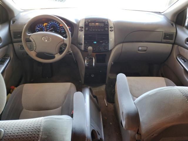 2006 Toyota Sienna CE