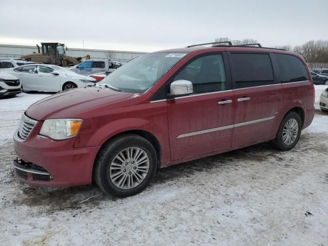 2015 Chrysler Town & Country Touring L