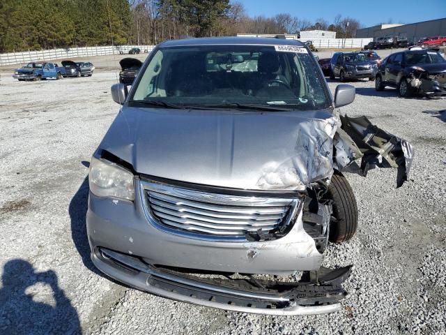 2013 Chrysler Town & Country Touring