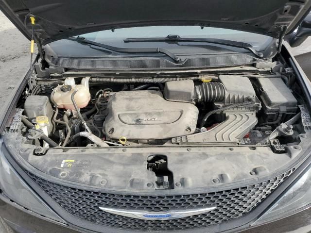 2019 Chrysler Pacifica L