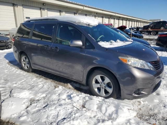 2011 Toyota Sienna LE