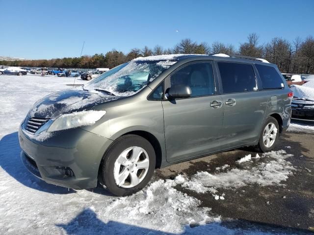 2012 Toyota Sienna LE