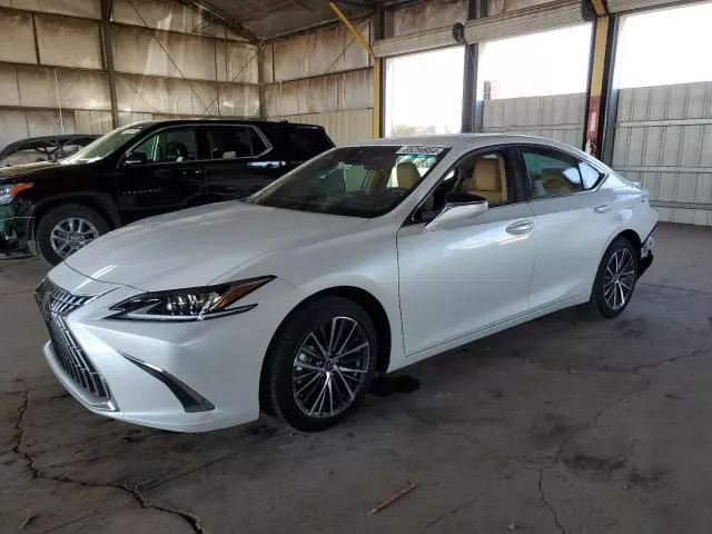 2025 Lexus ES 300H Base