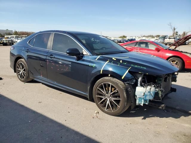 2021 Toyota Camry SE