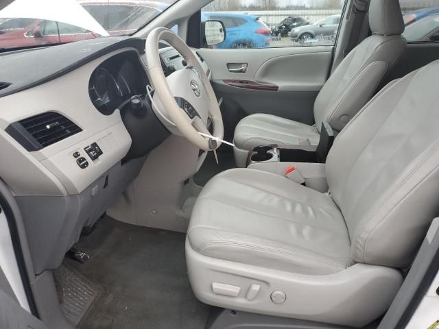 2014 Toyota Sienna XLE