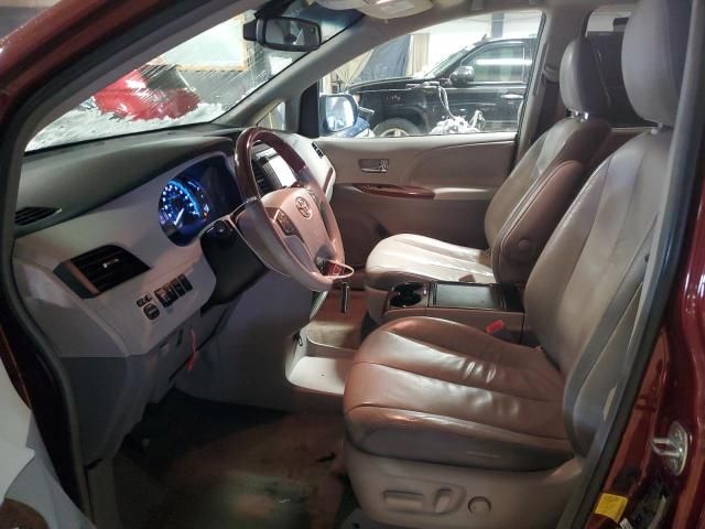 2012 Toyota Sienna XLE