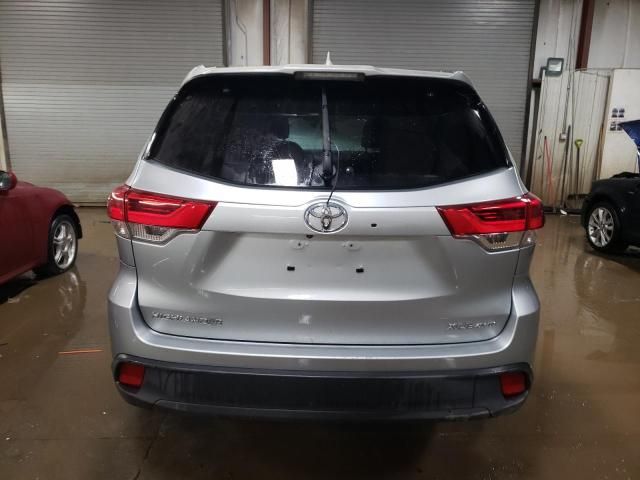 2019 Toyota Highlander SE