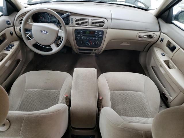 2005 Ford Taurus SE