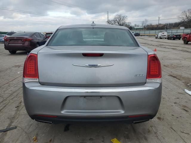 2018 Chrysler 300 Touring