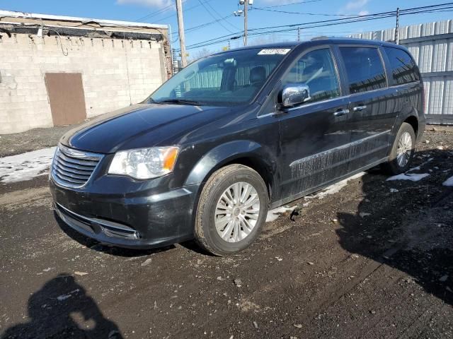 2015 Chrysler Town & Country Limited Platinum