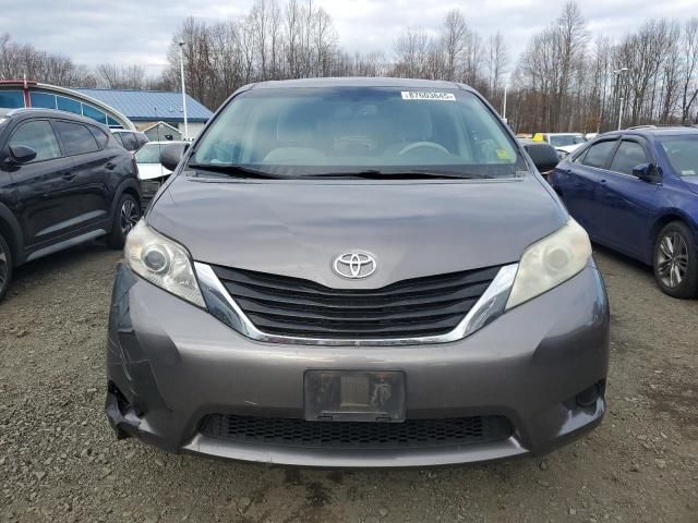 2011 Toyota Sienna LE