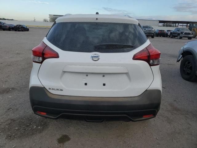 2018 Nissan Kicks S