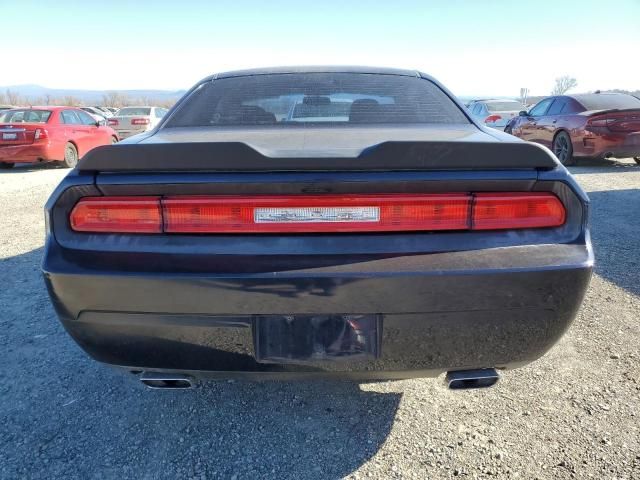 2012 Dodge Challenger SXT