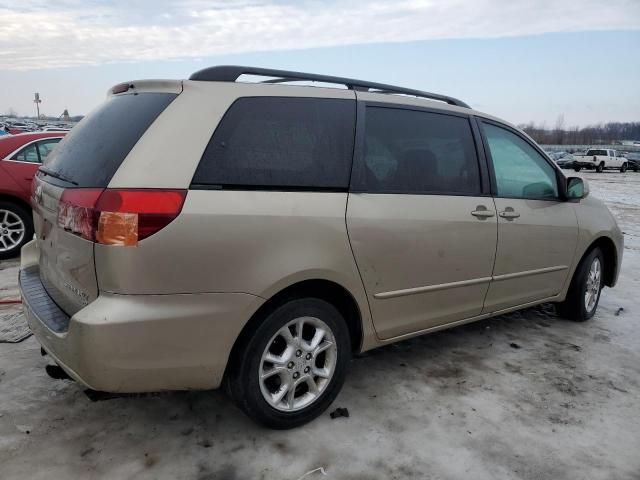 2005 Toyota Sienna XLE