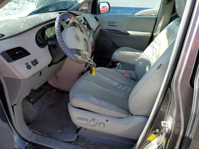 2011 Toyota Sienna XLE