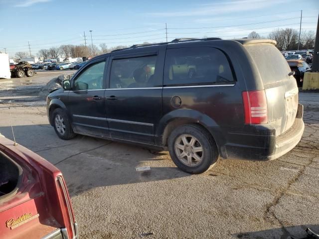 2009 Chrysler Town & Country Touring