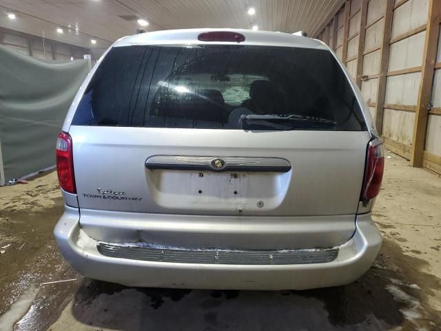 2005 Chrysler Town & Country