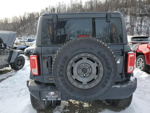 2023 Ford Bronco Base