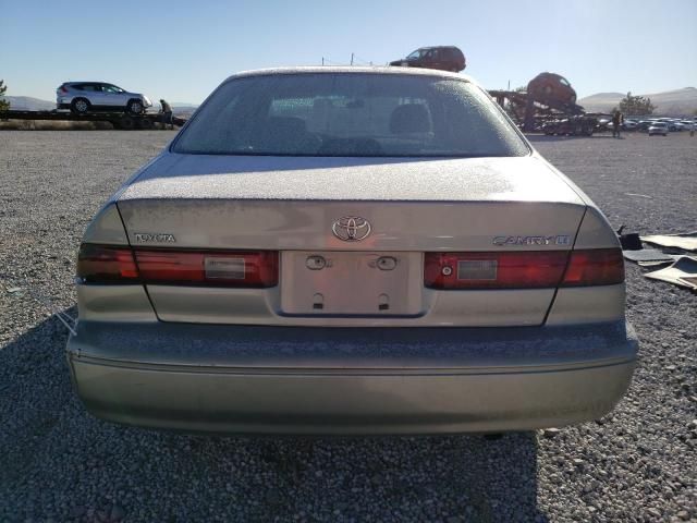 1999 Toyota Camry LE