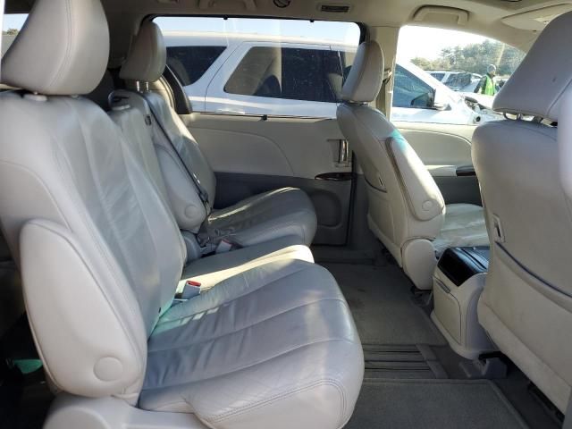 2012 Toyota Sienna XLE