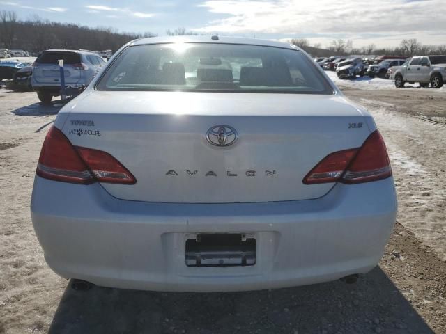 2010 Toyota Avalon XL