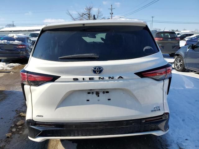 2021 Toyota Sienna XSE