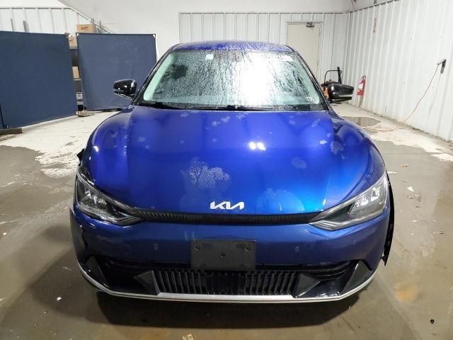 2023 KIA EV6 Light