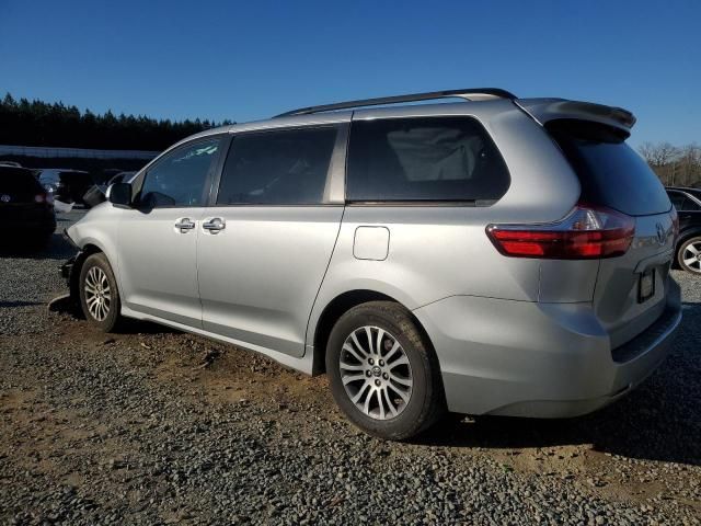 2019 Toyota Sienna XLE