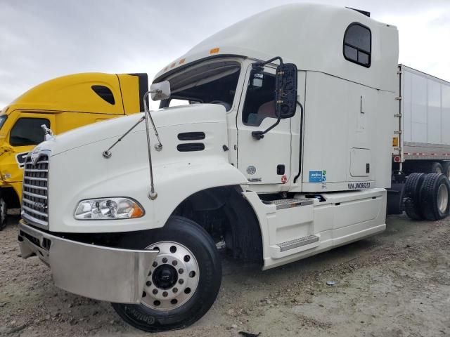 2018 Mack 600 CXU600