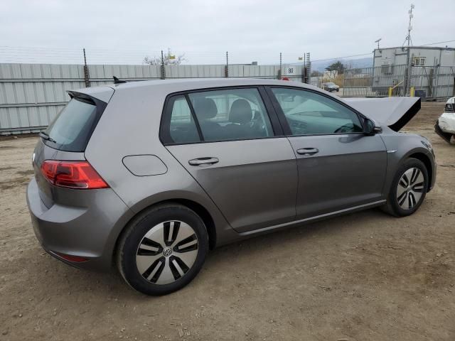 2016 Volkswagen E-GOLF SE