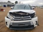 2017 Toyota Highlander SE