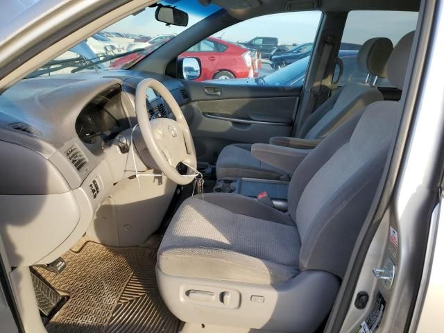 2008 Toyota Sienna CE