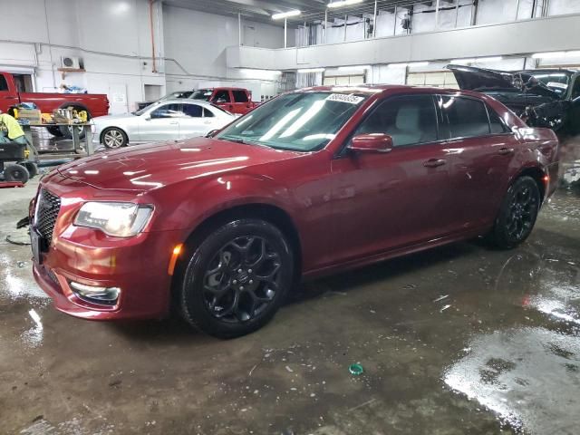 2023 Chrysler 300 Touring L