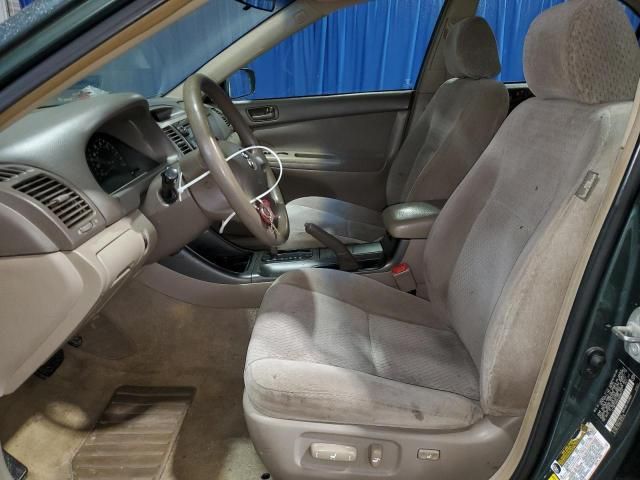 2004 Toyota Camry LE