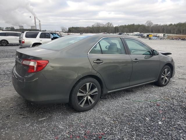 2014 Toyota Camry SE