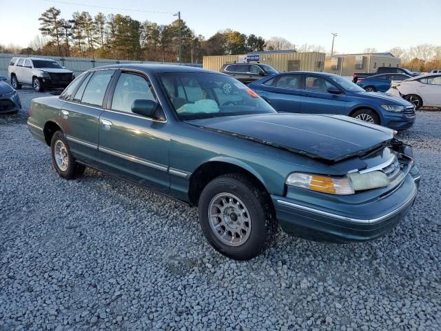 1996 Ford Crown Victoria LX