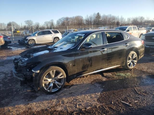 2017 Infiniti Q70 3.7