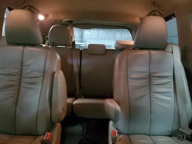 2011 Toyota Sienna XLE