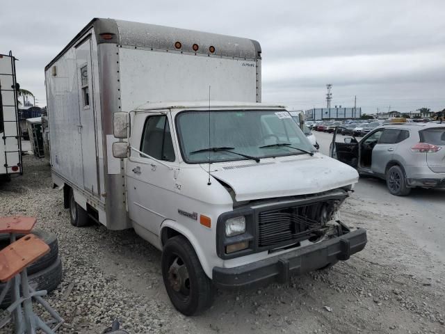 1995 GMC Cutaway Van G3500