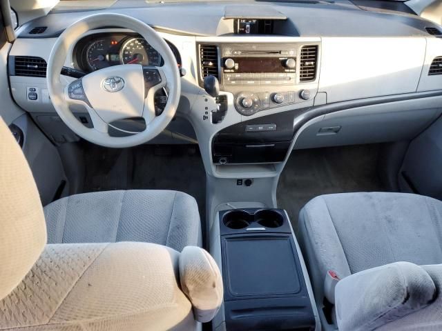 2012 Toyota Sienna LE