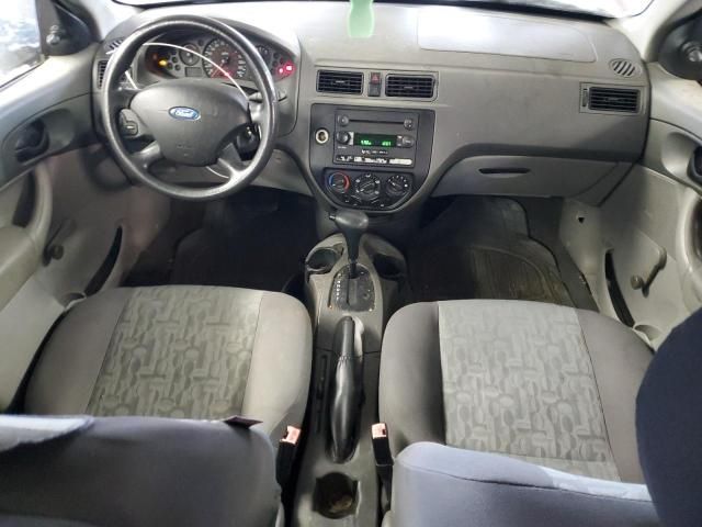 2005 Ford Focus ZX4