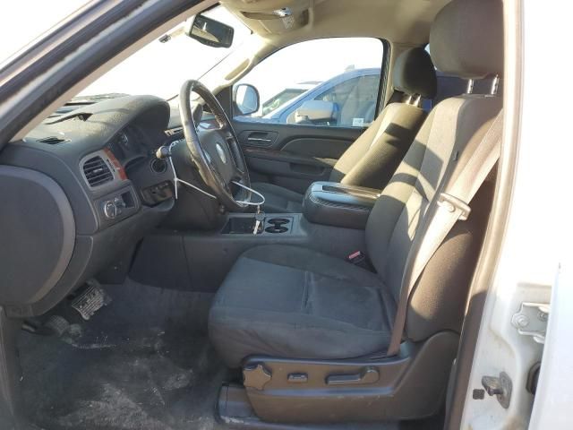 2010 Chevrolet Suburban C1500 LS