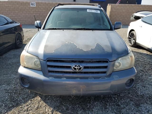 2004 Toyota Highlander