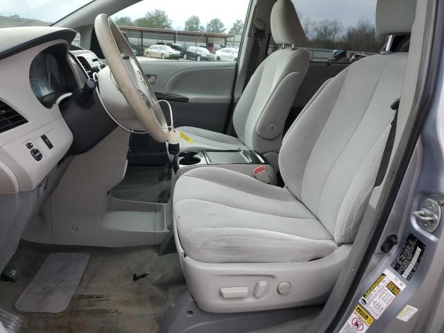 2012 Toyota Sienna LE