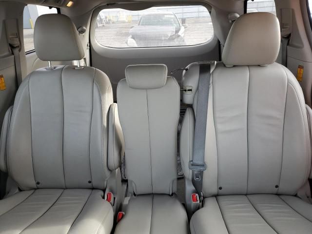 2014 Toyota Sienna XLE