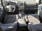 2005 Nissan Pathfinder LE