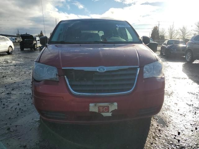 2008 Chrysler Town & Country LX