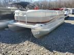 2009 Bennington Marine Pontoon