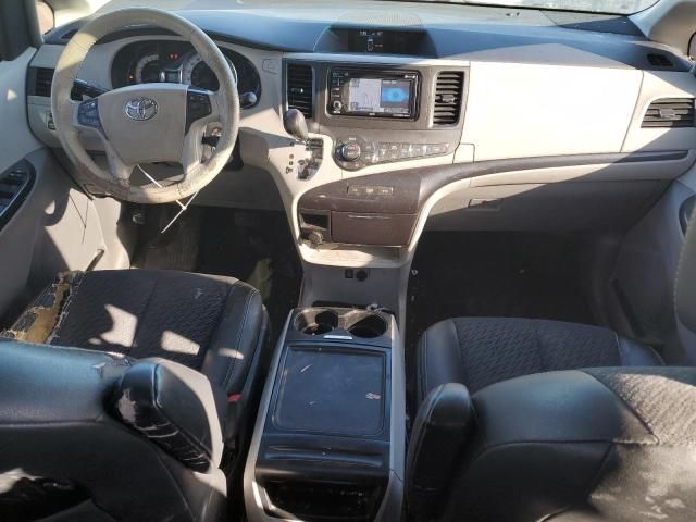 2014 Toyota Sienna Sport